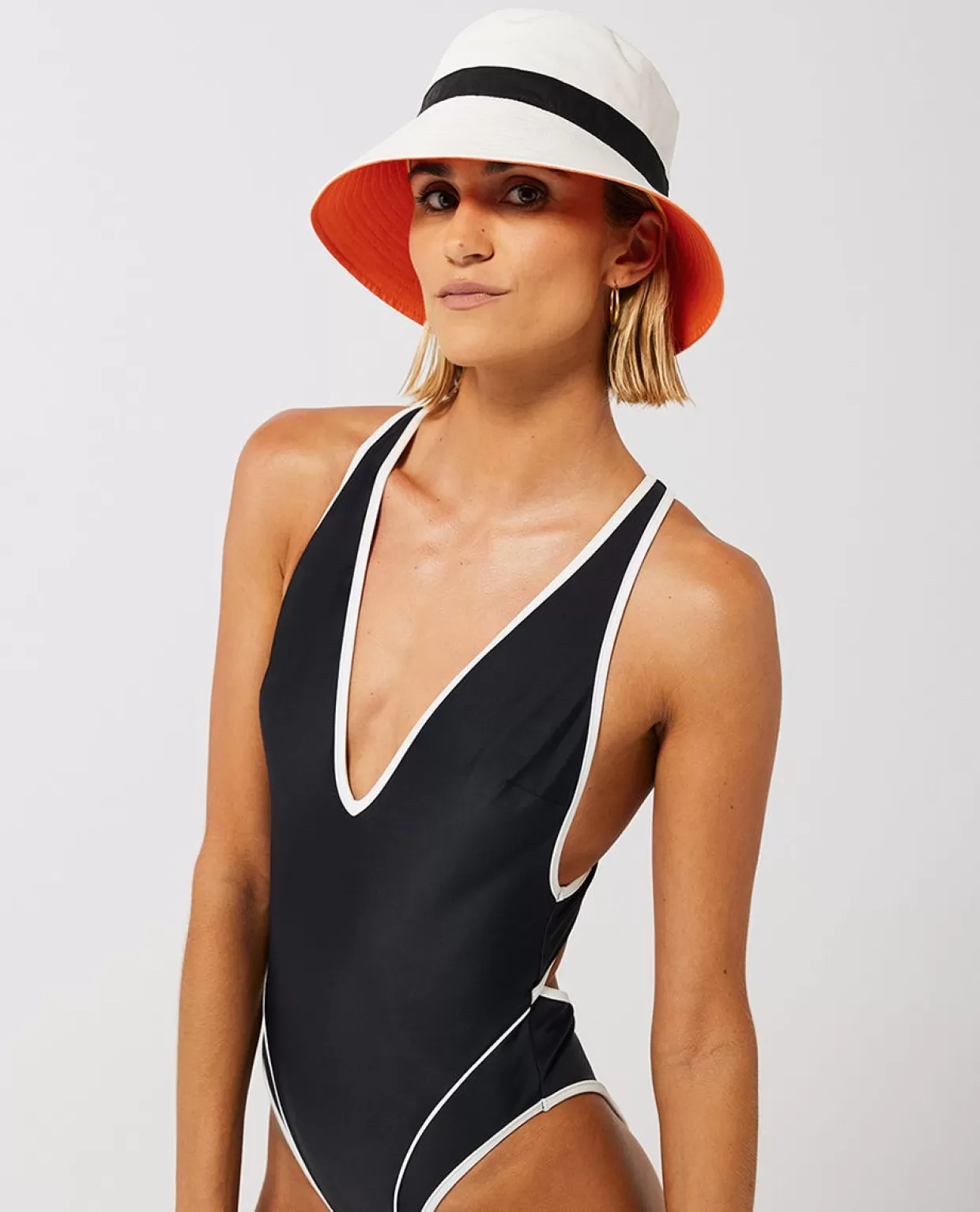 Best Sale One Piece High Leg x Victoria Vergara Women One Pieces & Sets